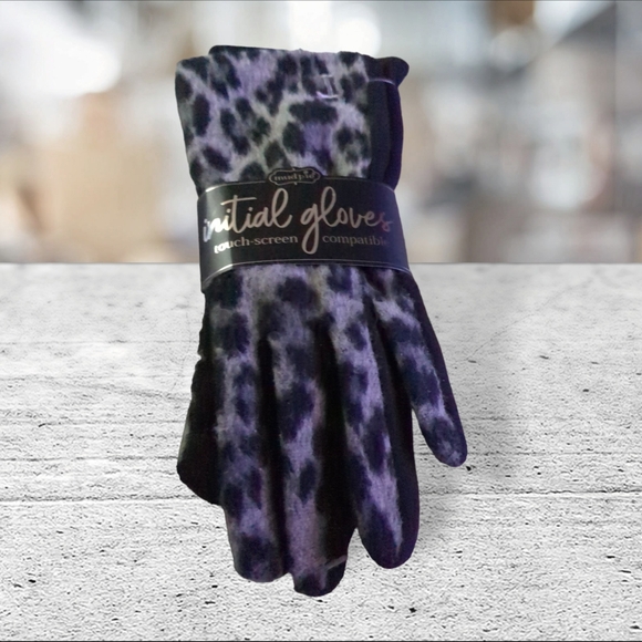 Mud pie initial gloves OS - Picture 7 of 13